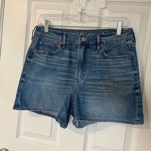 AE STRIGID SUPER HIGH-WAISTED RELAXED DENIM SHORT
